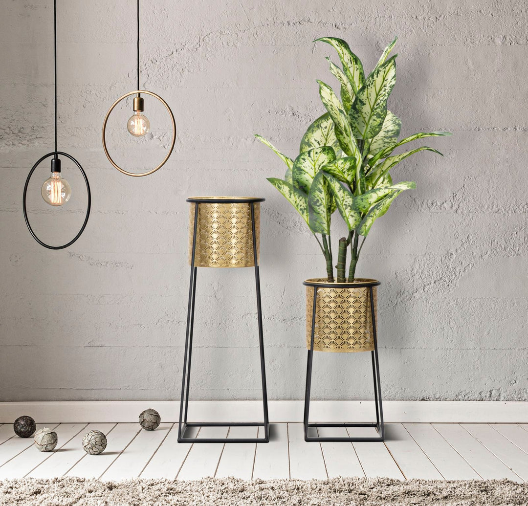 Goldfarbene Pflanzenvase mit schwarzem Metallrahmen 2er-Set