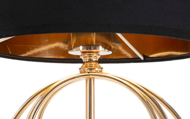 Geometrische Tischleuchte aus Metall in Gold und Schwarz