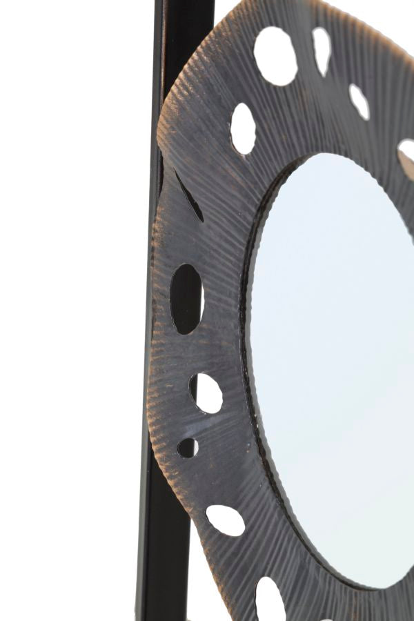 Geometrische Wanddekoration mit Metallkreisen in quadratischem Rahmen