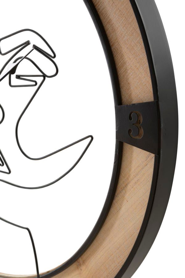 Küssendes Paar Wanduhr aus Metall und Holz