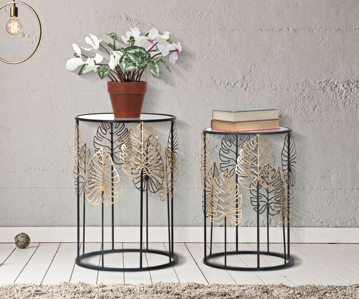 Kleines Tischpaar aus schwarzem Metall und Glas mit Blattmuster