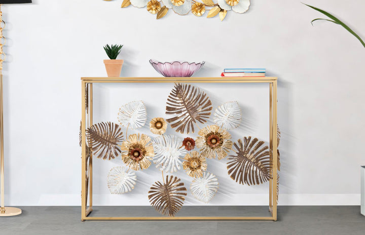 Goldener Konsolentisch aus Metall und Glas mit Blumen- und Blattmuster