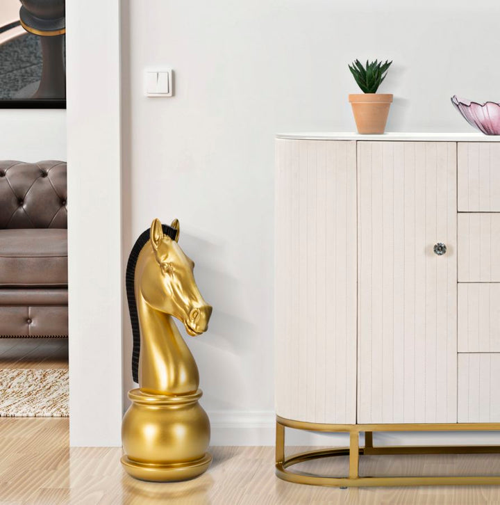Gold & Schwarz Ritter Schachfigur (Moderne Skulptur)