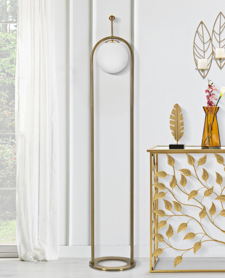 Goldene Stehlampe mit Metallbogen