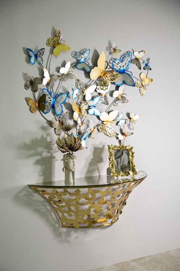 Goldenes Wandregal aus Metall und Glas mit Schmetterlingen
