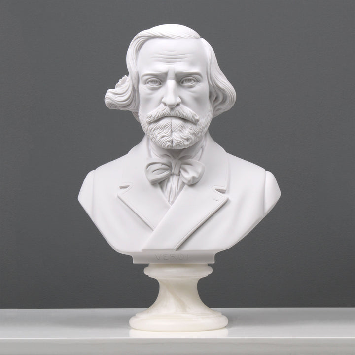 Verdi Büste Statue