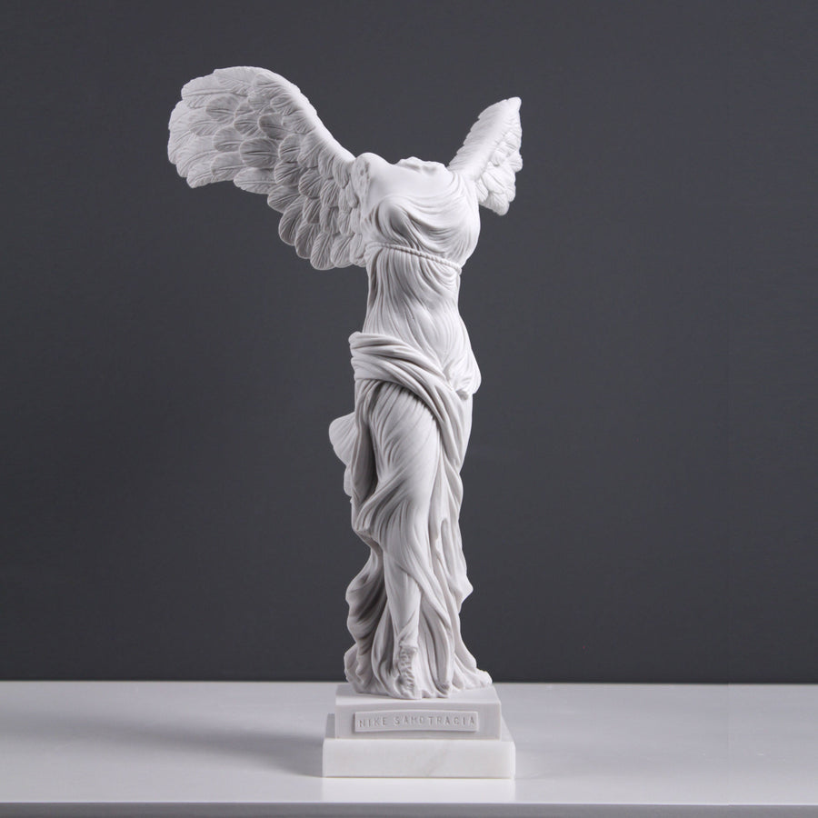 Nike Statue - Geflügelter Sieg (Mittel)
