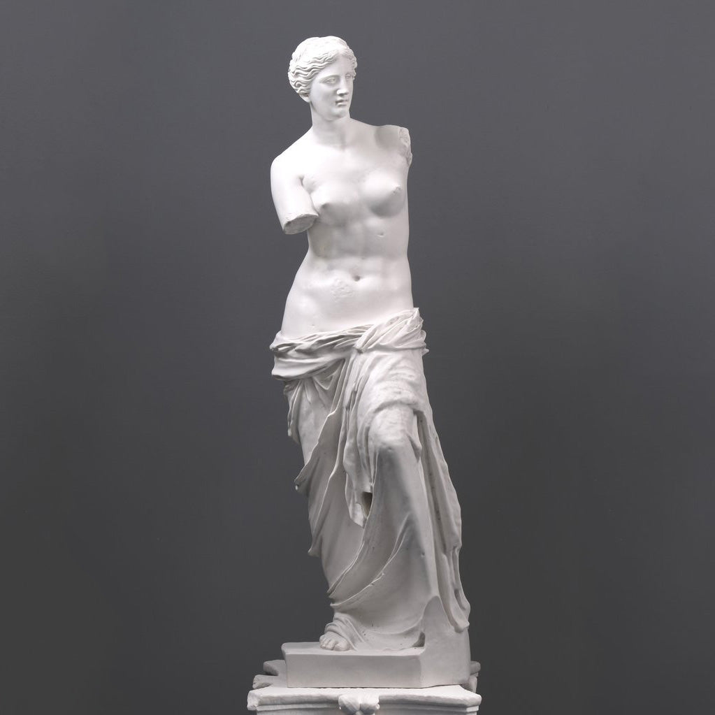 Venus von Milo Statue