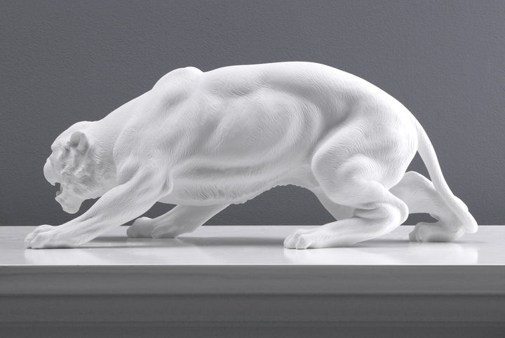 Tiger Statue