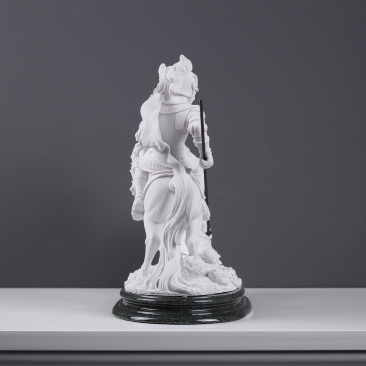 Heiliger Georg zu Pferd Statue