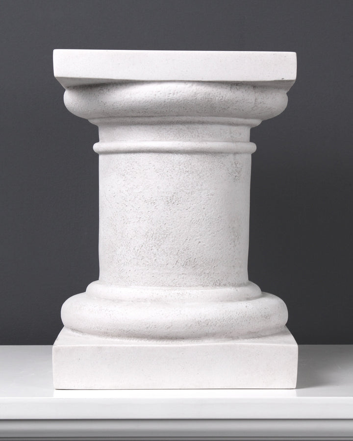 Kleine Marmorsäule für Statue