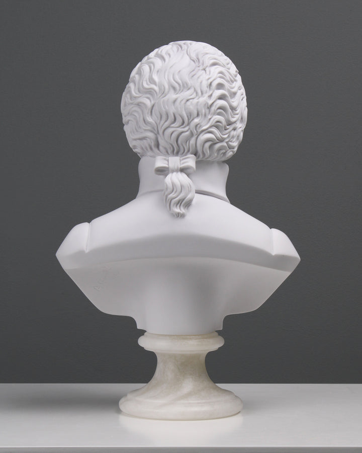 Mozart Büste Statue