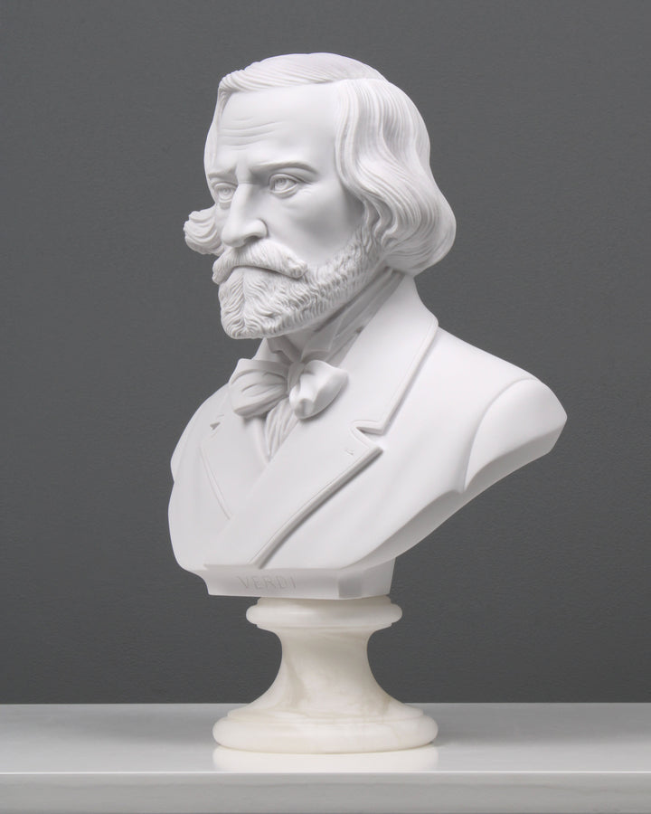 Verdi Büste Statue