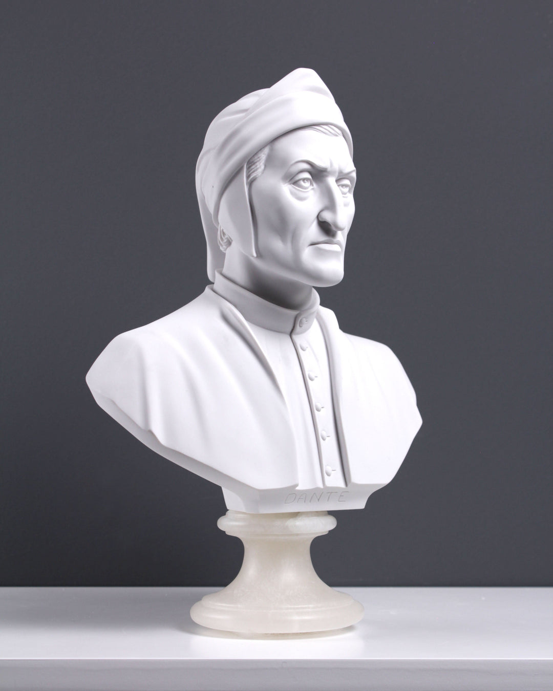 Dante Büste Statue