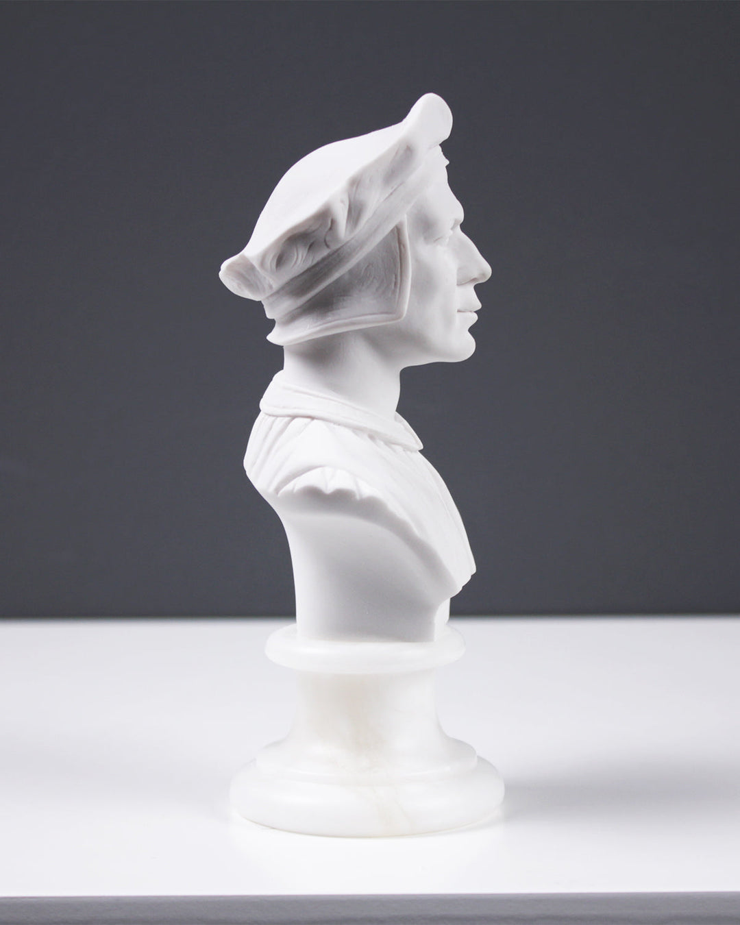 Machiavelli Büste Statue