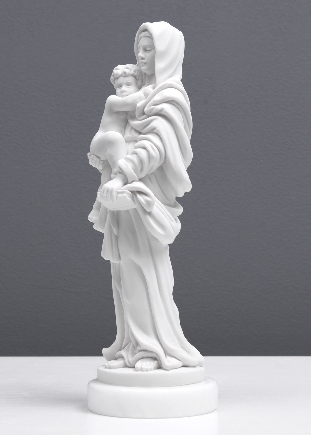 Madonna und Kind Statue (Madonna delle Arpie von Andrea del Sarto)