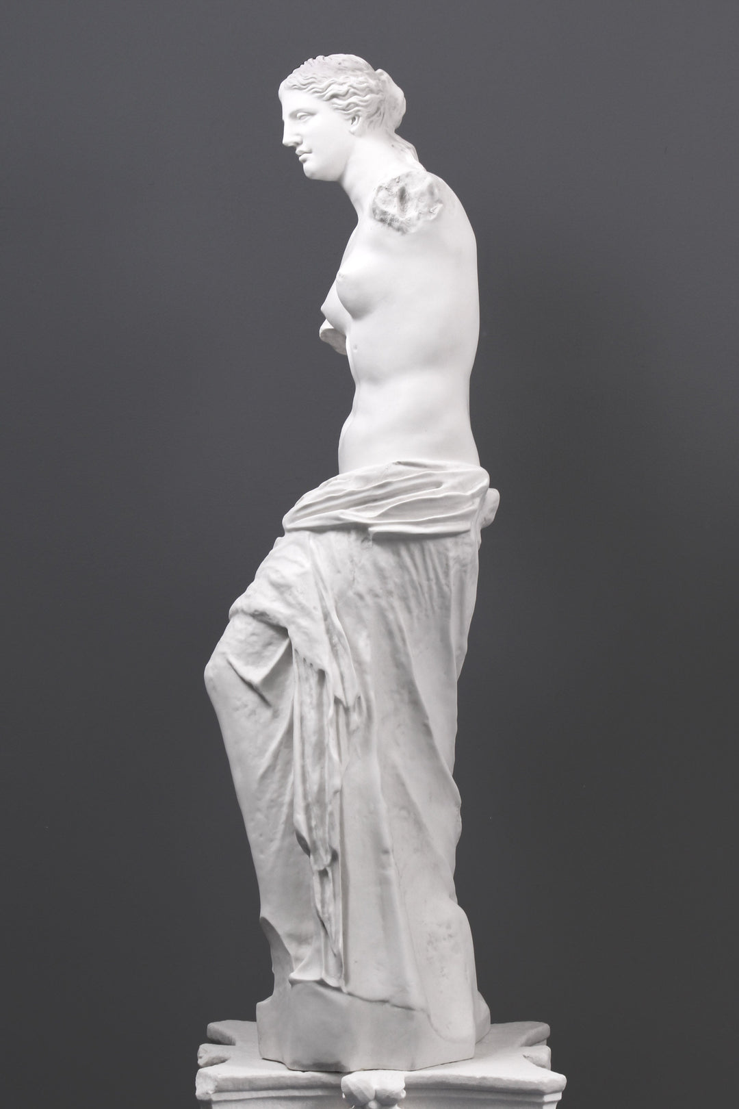 Venus von Milo Statue