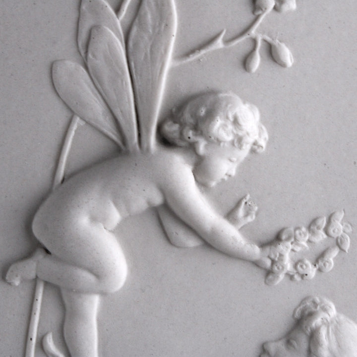 Relief Celestine mit Engel (im Paar)