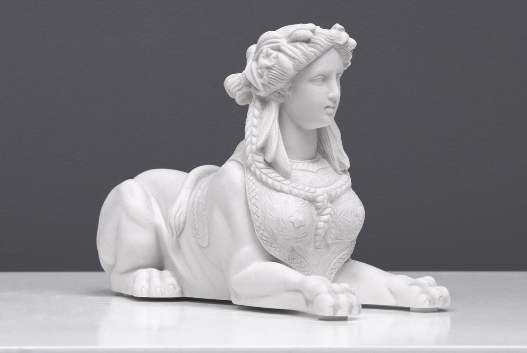 Sphinx Statue (Klein)