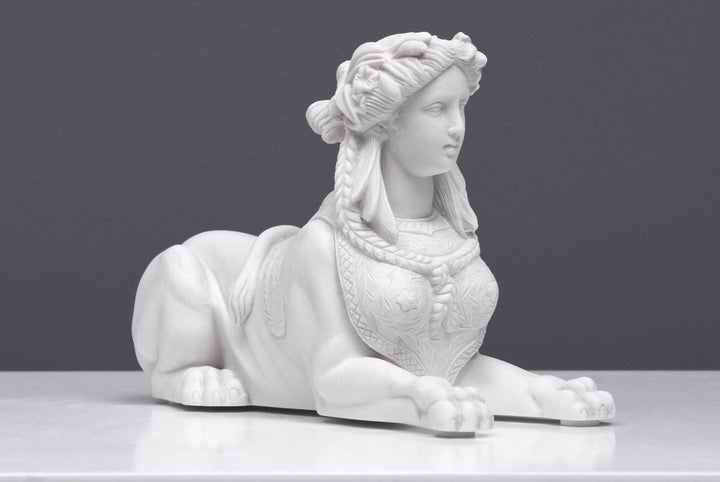 Sphinx Statue (Klein)
