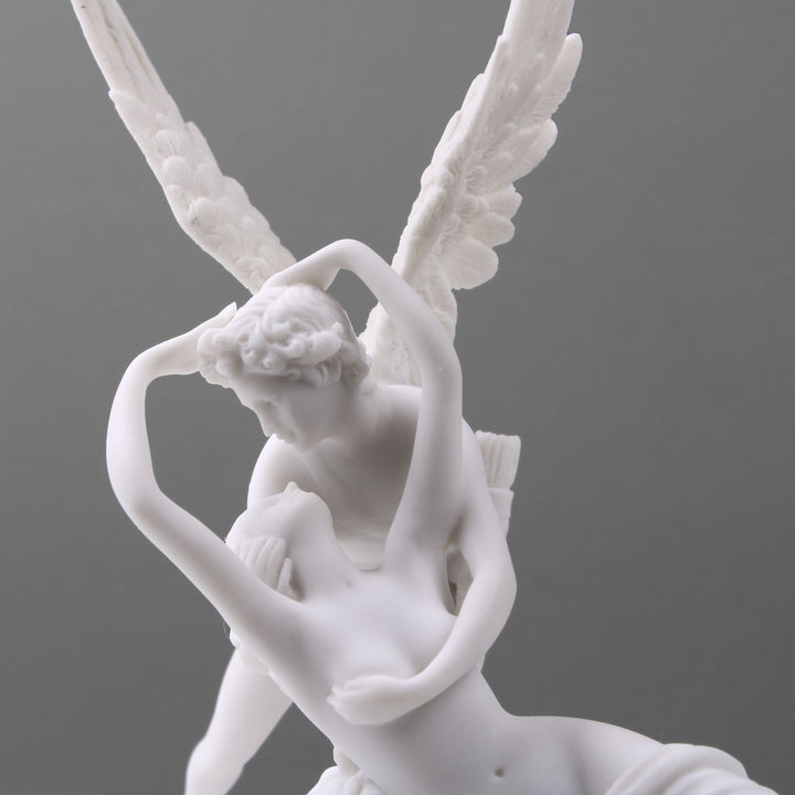 Amor und Psyche (Weiße Skulptur)