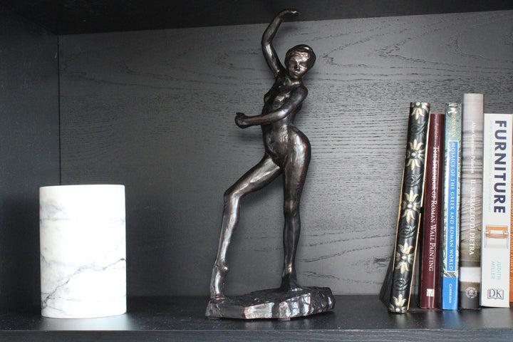 Spanischer Tanz Statue – Bronzierte Skulptur aus Kunstharz