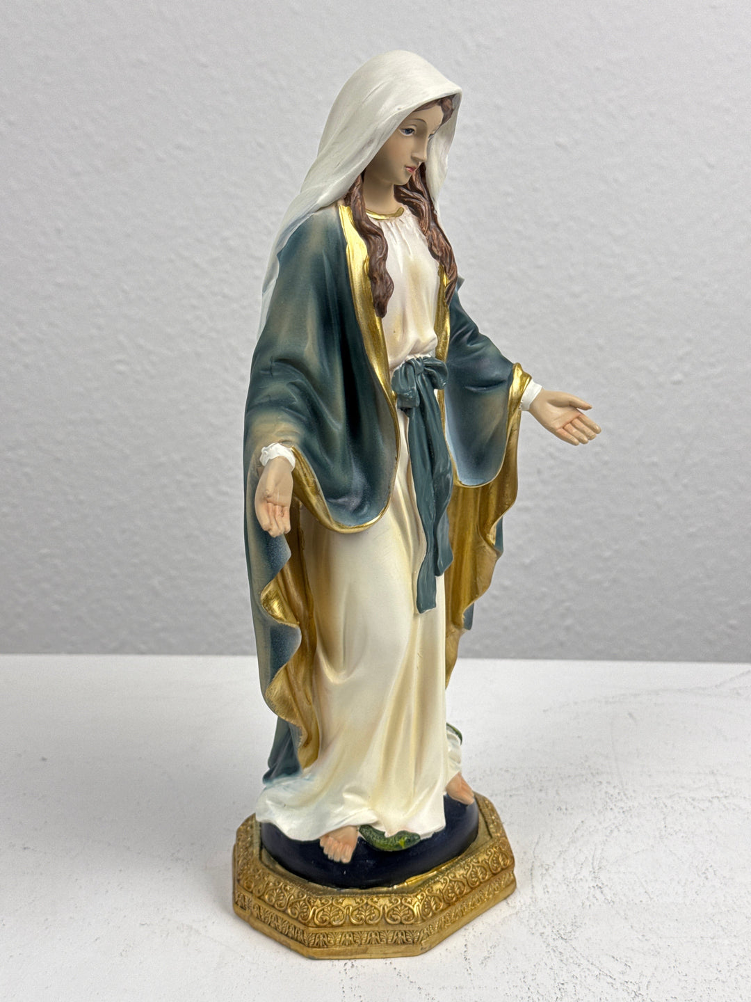 Jungfrau Maria Statue – Unsere Liebe Frau der Gnade