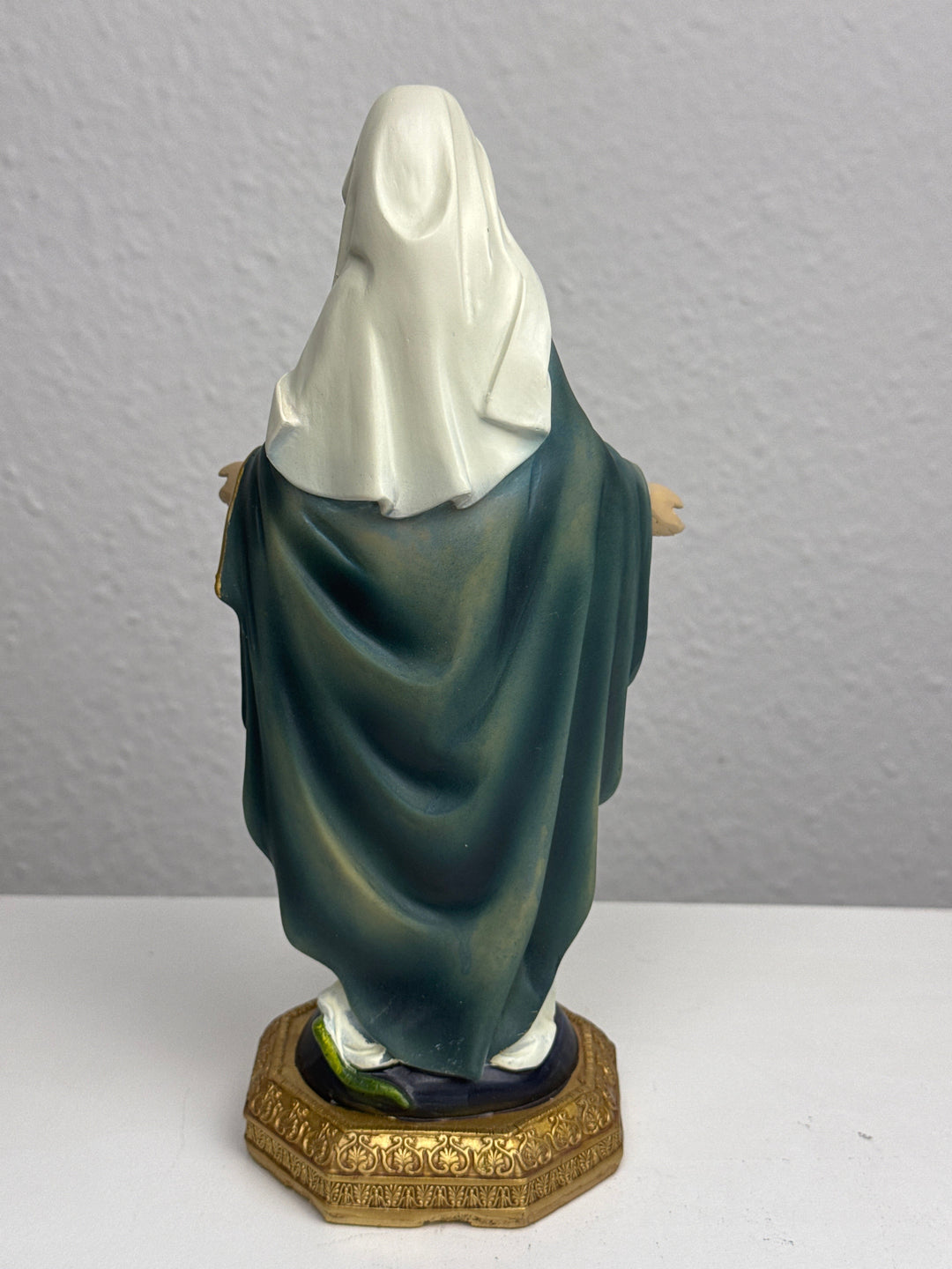 Jungfrau Maria Statue – Unsere Liebe Frau der Gnade (Klein)