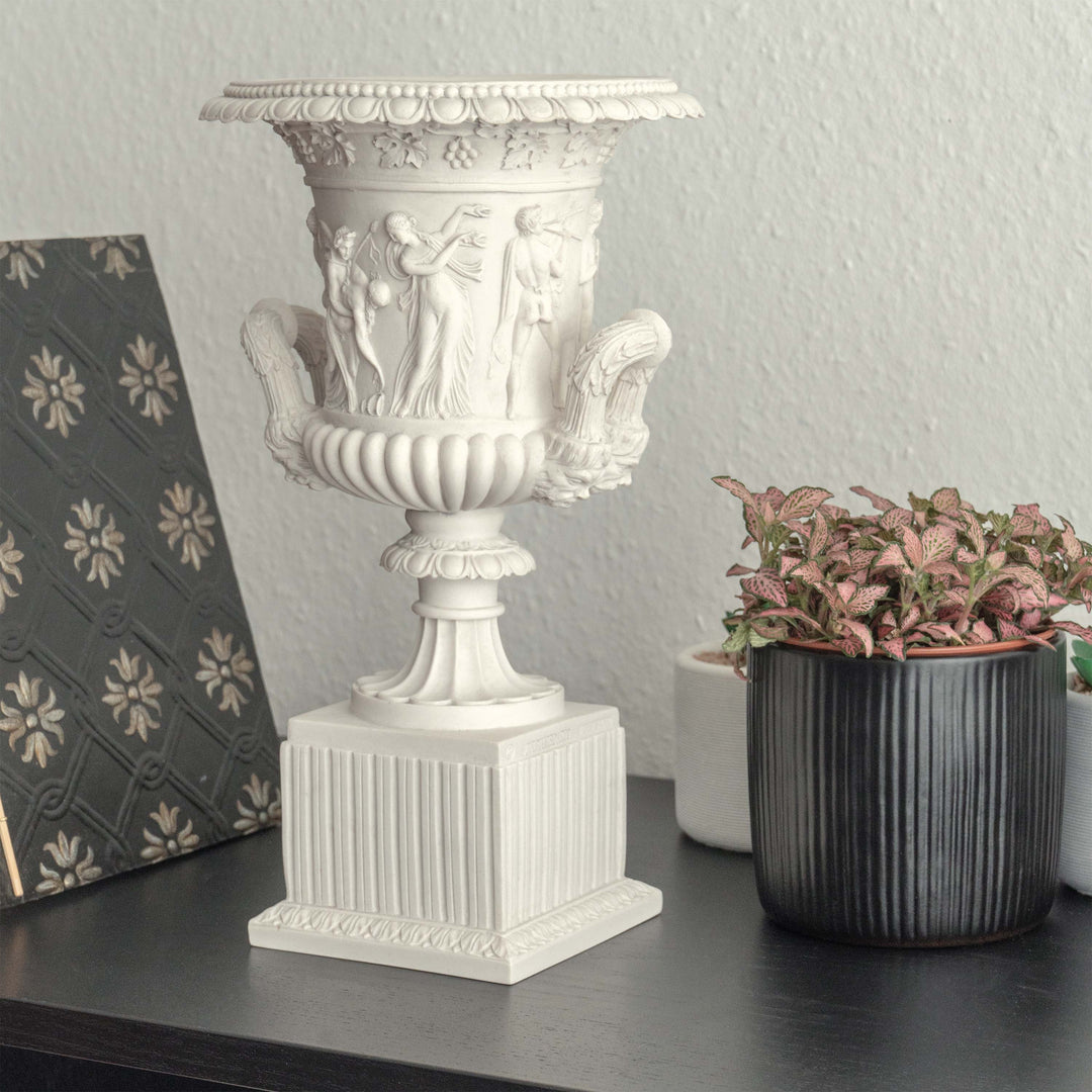 Medici Vase (Klein)