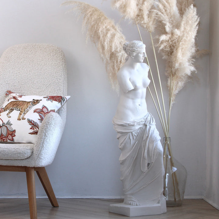 Venus von Milo Statue
