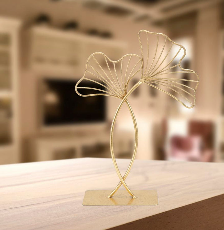 Goldene Blumendekoration (Moderne Skulptur)