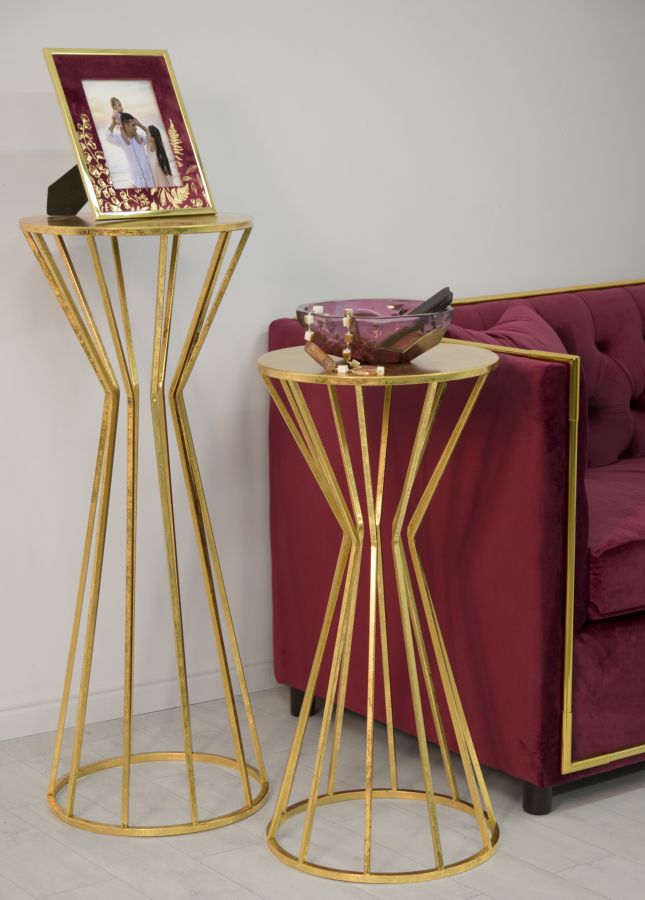Geometrisches Tischchen aus Metall und Glas Gold