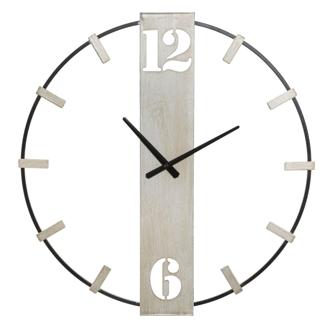 Silberne und schwarze Wanduhr aus Metall