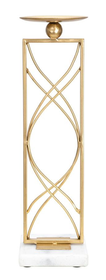 Geometrischer Kerzenständer aus Goldmetall auf weißem Marmorsockel