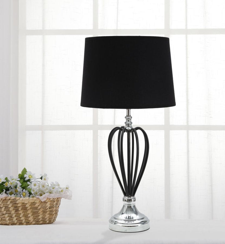 Elegante Tischlampe aus schwarzem und silbernem Metall