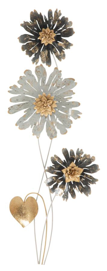 Moderne Wanddekoration mit Metallblumen