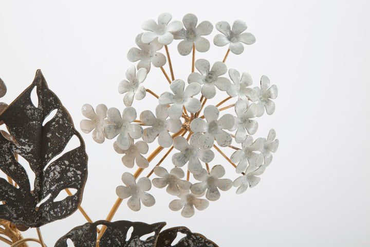 Vase mit Metallblumen (Moderne Dekoration)