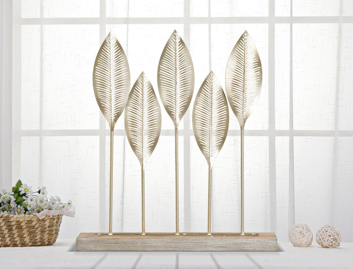 Silbernes Blatt-Muster Dekoration (Moderne Skulptur)