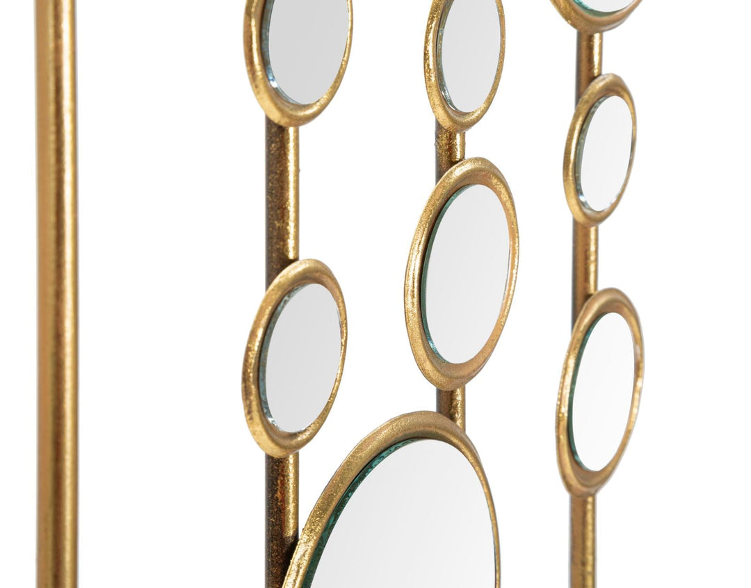 Kleine goldfarbene runde Wanddekoration