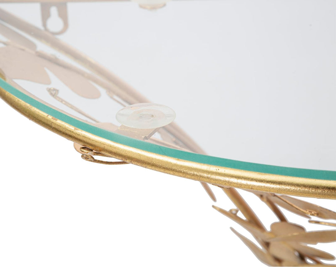 Goldenes Wandregal aus Metall und Glas mit Schmetterlingen