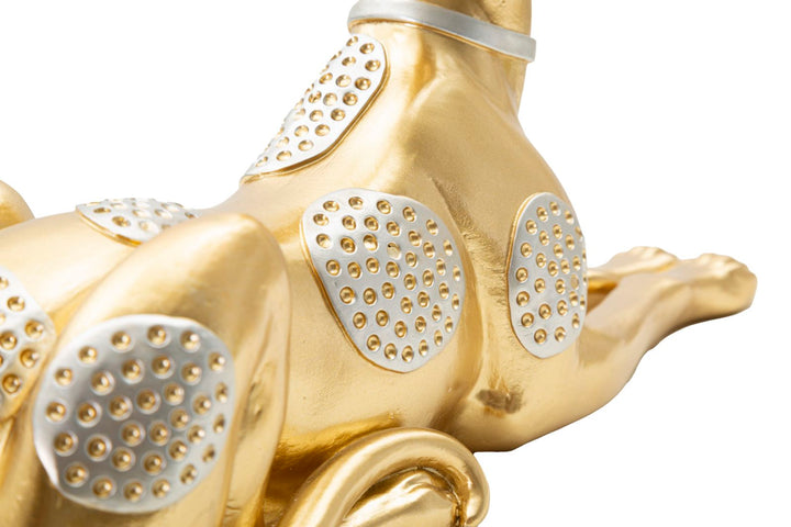 Goldfarbene liegende Hundestatue (Moderne Dekoration)