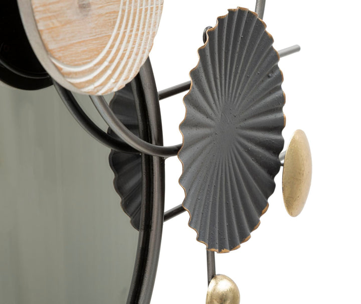 Geometrische Kreise aus Metall und Holz Dekorierter Wandspiegel