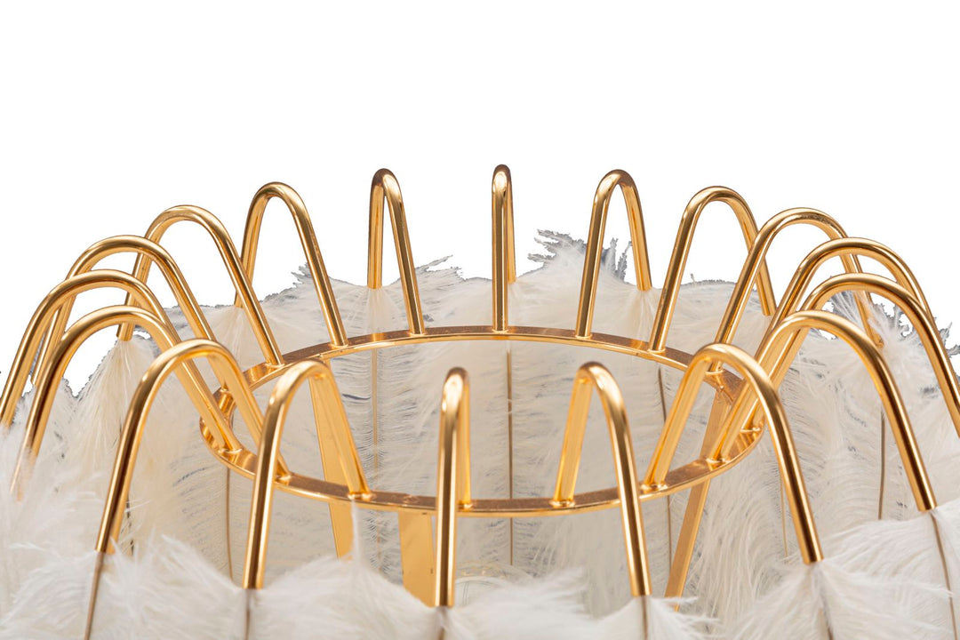 Tischlampe mit 3 Beinen aus Gold und weißem Federschmuck