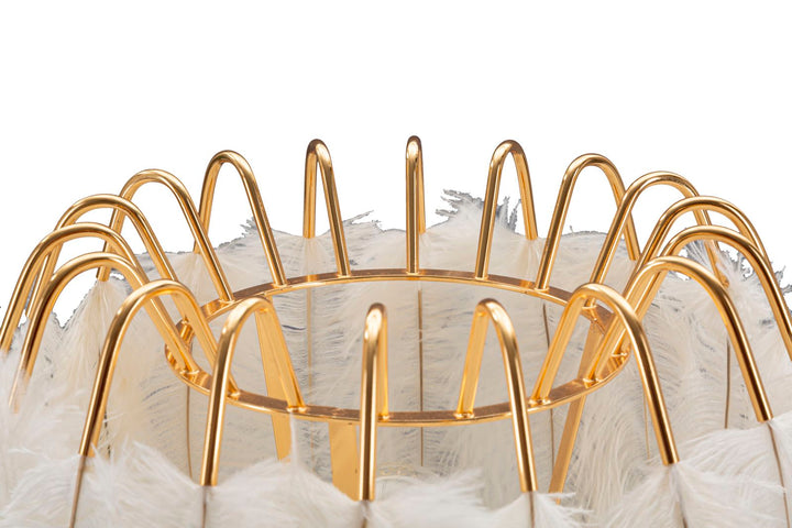 Tischlampe mit 3 Beinen aus Gold und weißem Federschmuck
