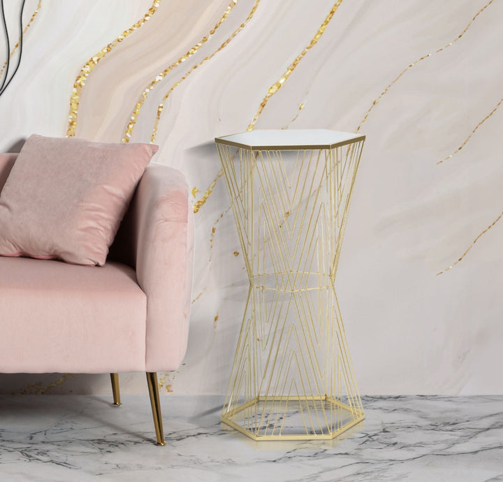Gold Metall Saeulentisch Lines 6 Modernes Design