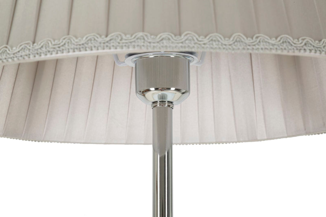 Silber Stehlampe Grauer Stoffschirm Slivery Modernes Design