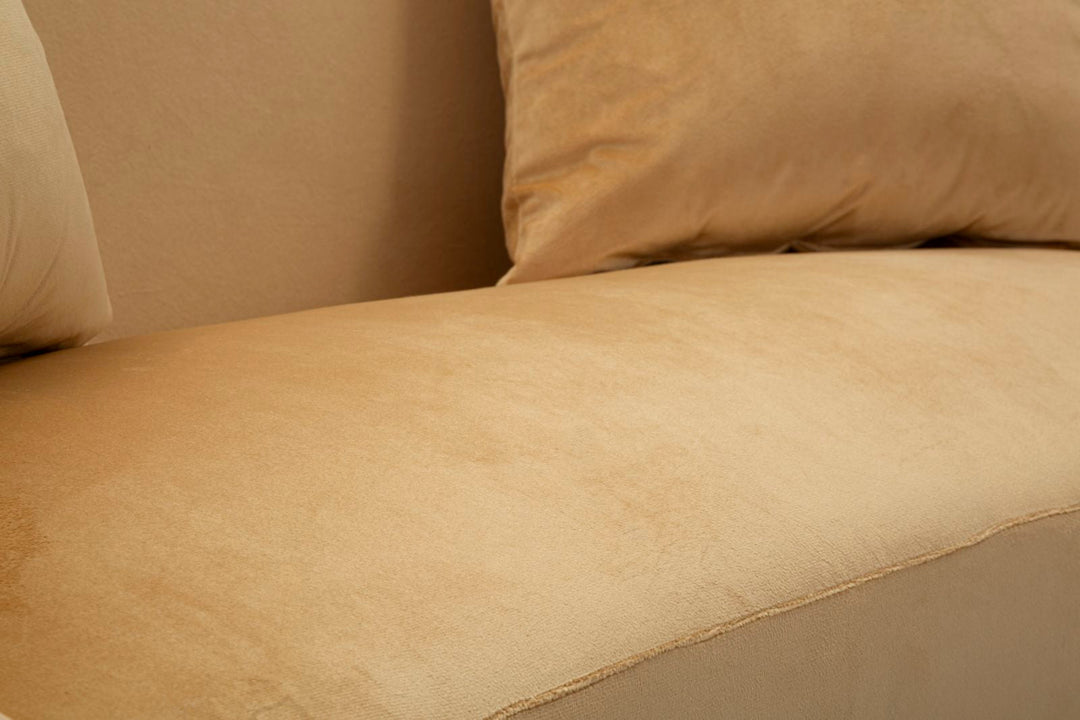 Beige Samt Sofa Mit Kissen Browy 2 Sitzer