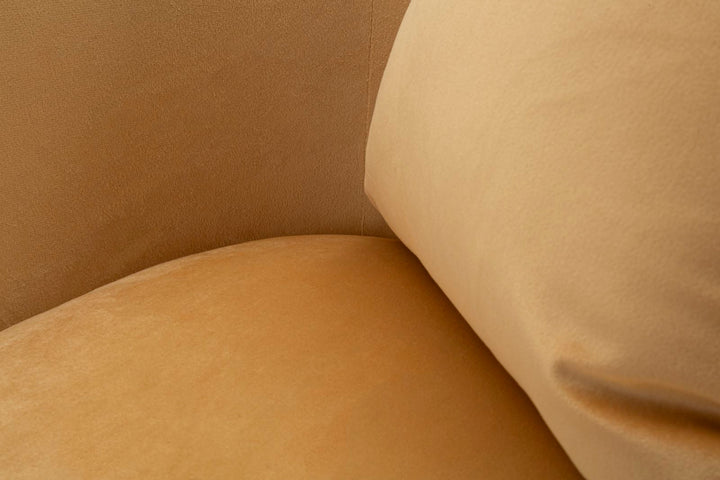Beige Polster Sessel Mit Kissen Browy Akzentstuhl