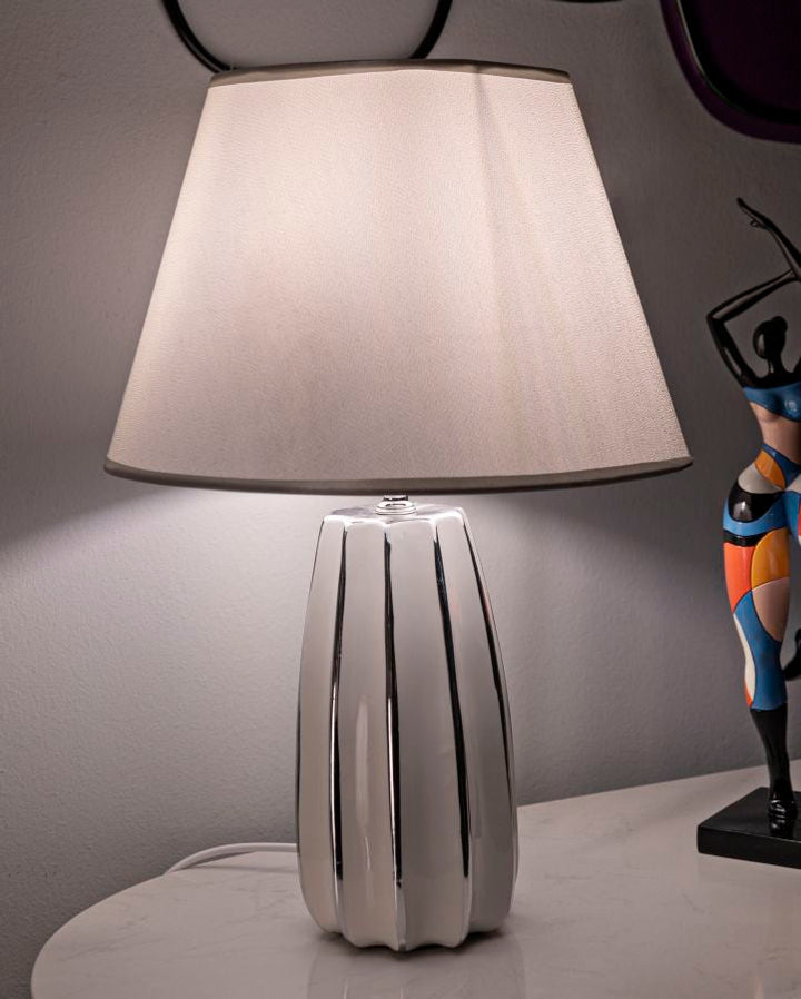 Weiss Keramik Tischlampe Stoffschirm Emmi Modernes Design