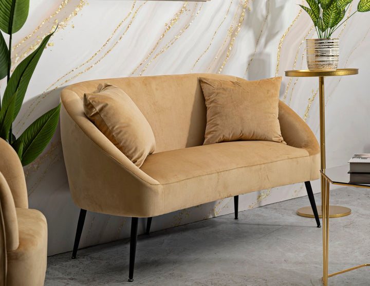 Beige Samt Sofa Mit Kissen Browy 2 Sitzer